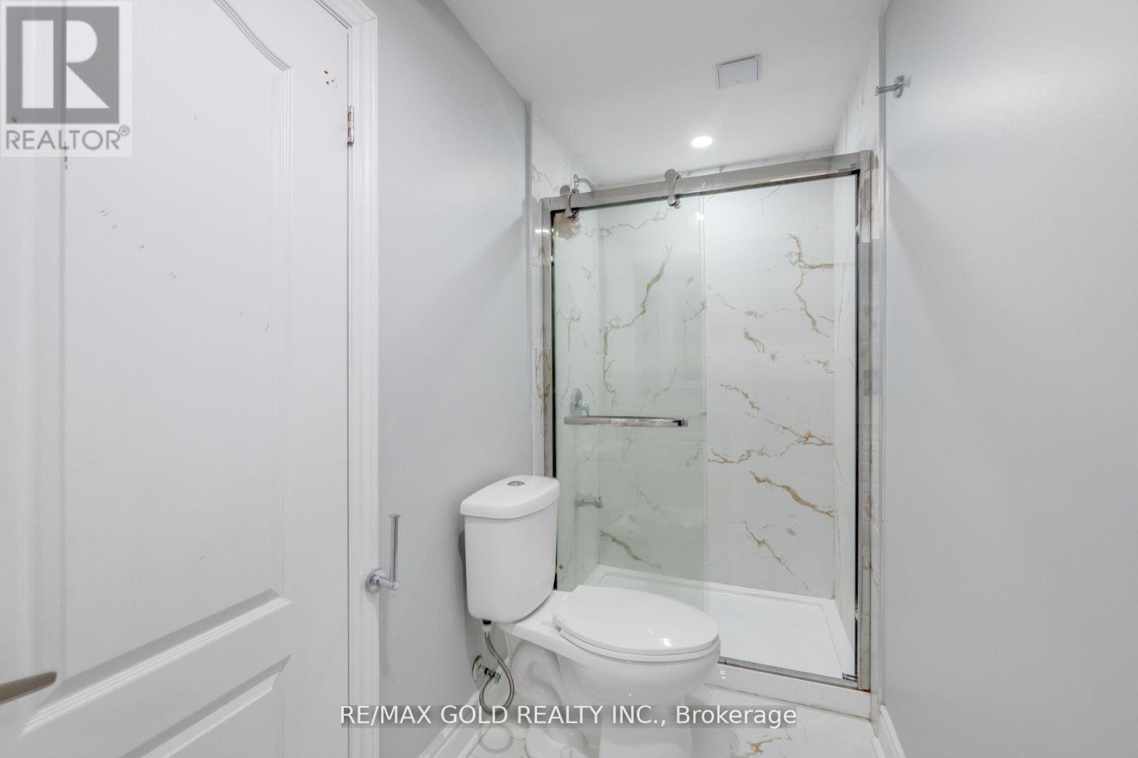 34 Meadowlark Drive, Brampton, Ontario  L6Y 4A7 - Photo 29 - W12666440