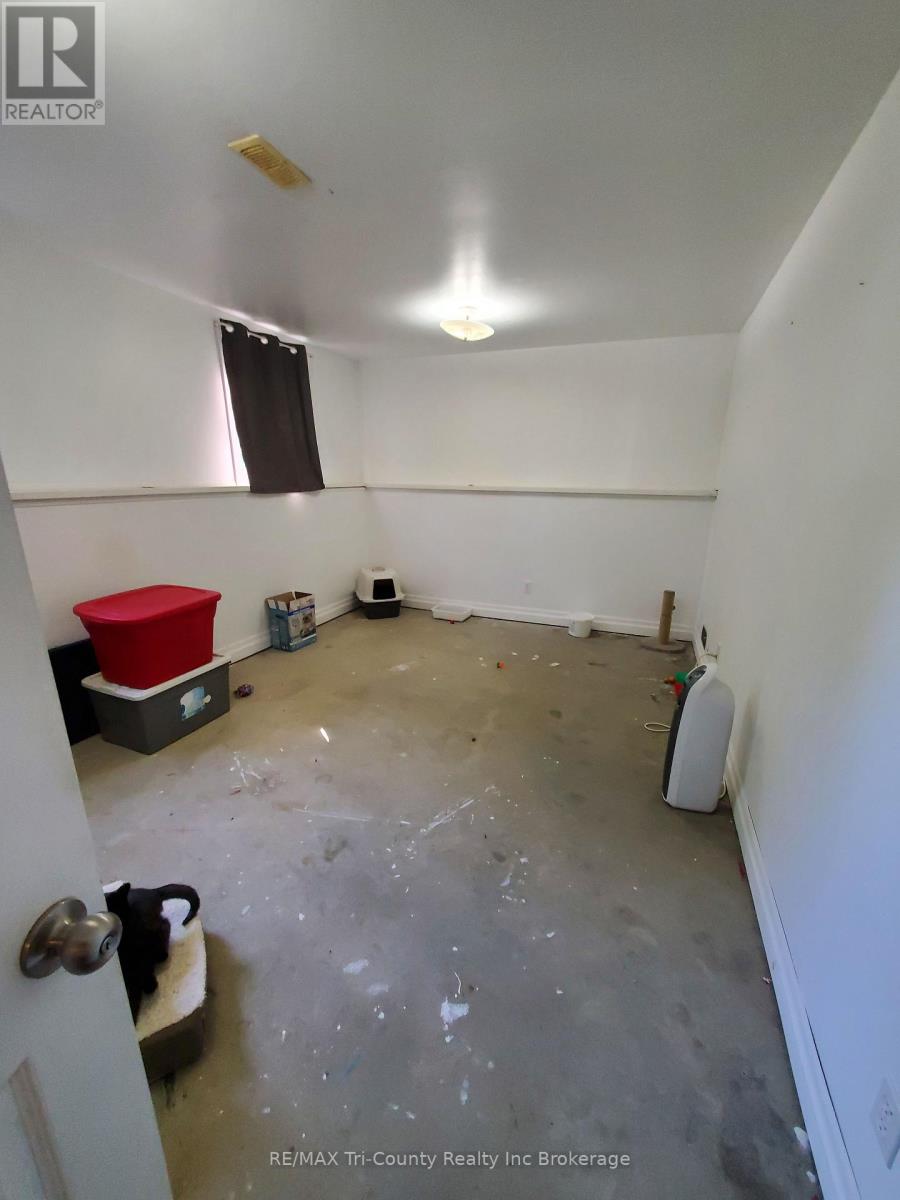 5 Rosemarie Boulevard, Norfolk, Ontario  N4B 2W4 - Photo 22 - X12449979