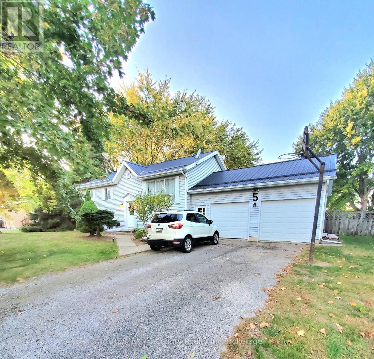 5 Rosemarie Boulevard, Norfolk, Ontario  N4B 2W4 - Photo 39 - X12449979