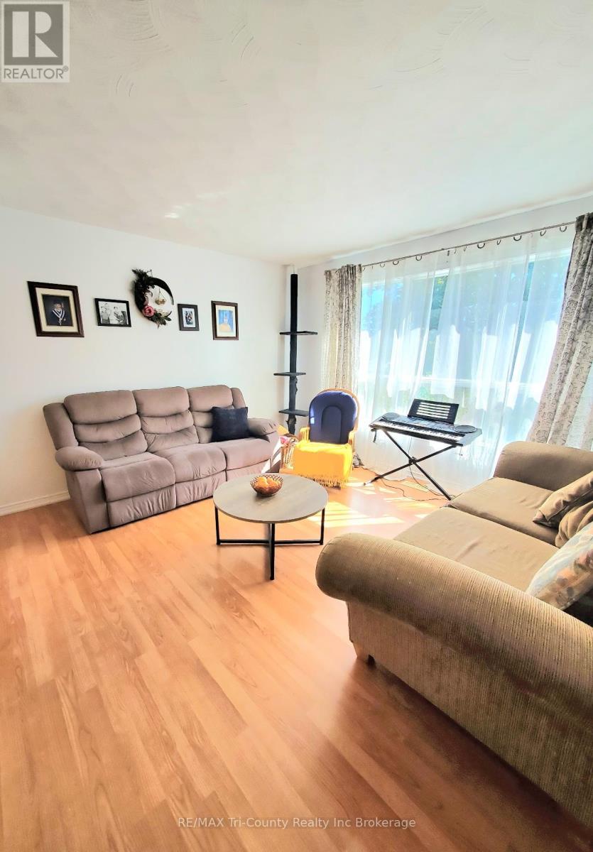 5 Rosemarie Boulevard, Norfolk, Ontario  N4B 2W4 - Photo 3 - X12449979