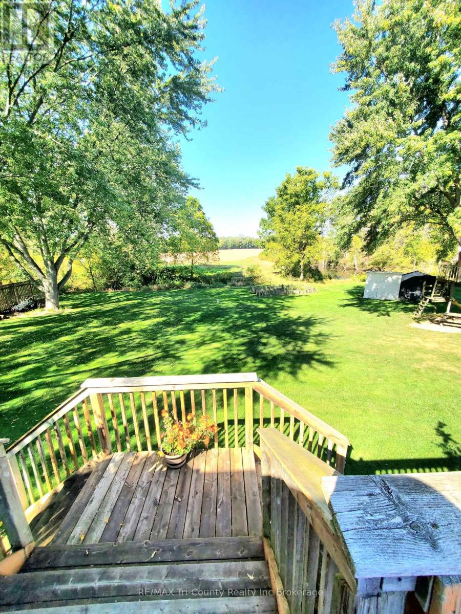 5 Rosemarie Boulevard, Norfolk, Ontario  N4B 2W4 - Photo 36 - X12449979