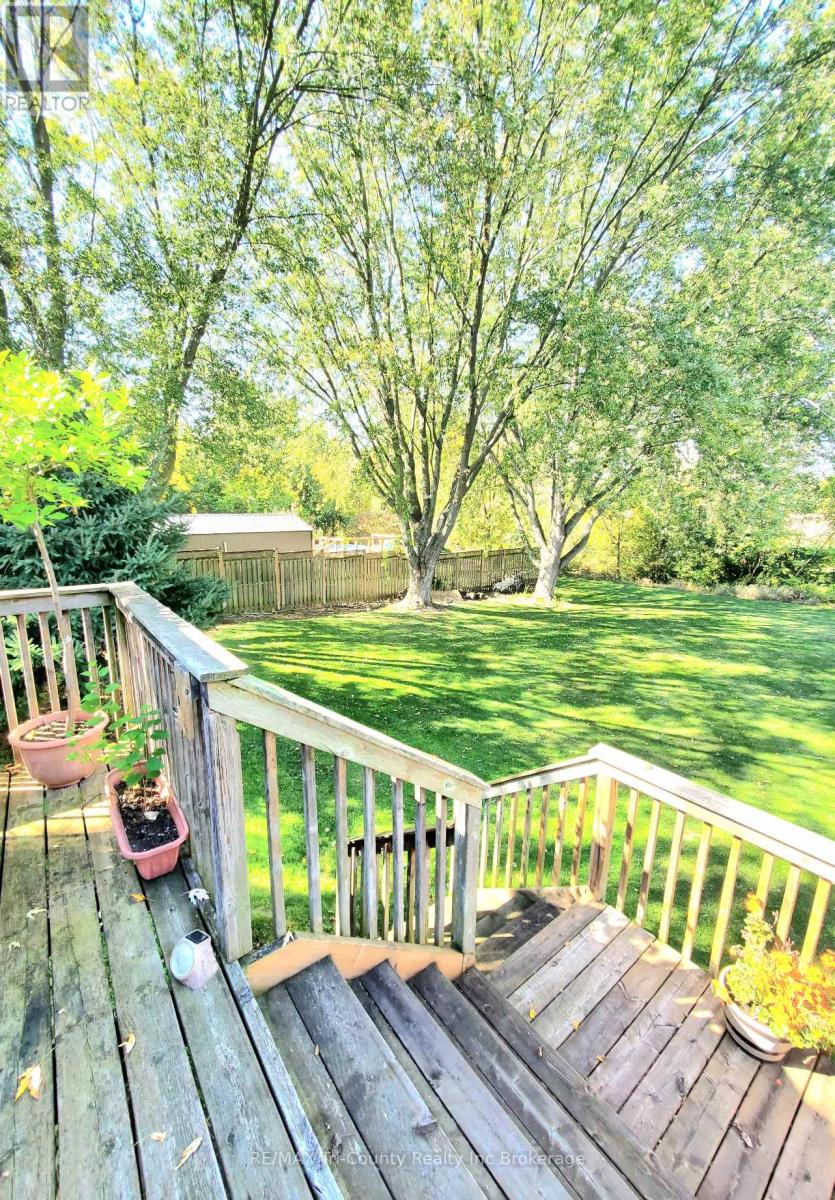 5 Rosemarie Boulevard, Norfolk, Ontario  N4B 2W4 - Photo 29 - X12449979