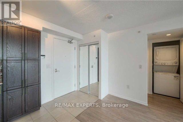 2709 - 830 Lawrence Avenue W, Toronto, Ontario  M6A 0B6 - Photo 5 - W12671644