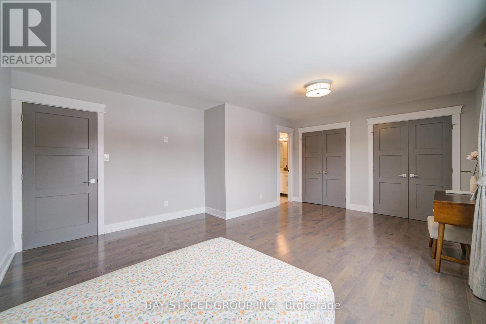 1271 Greenwood Crescent, Oakville, Ontario  L6J 6W3 - Photo 25 - W12671718