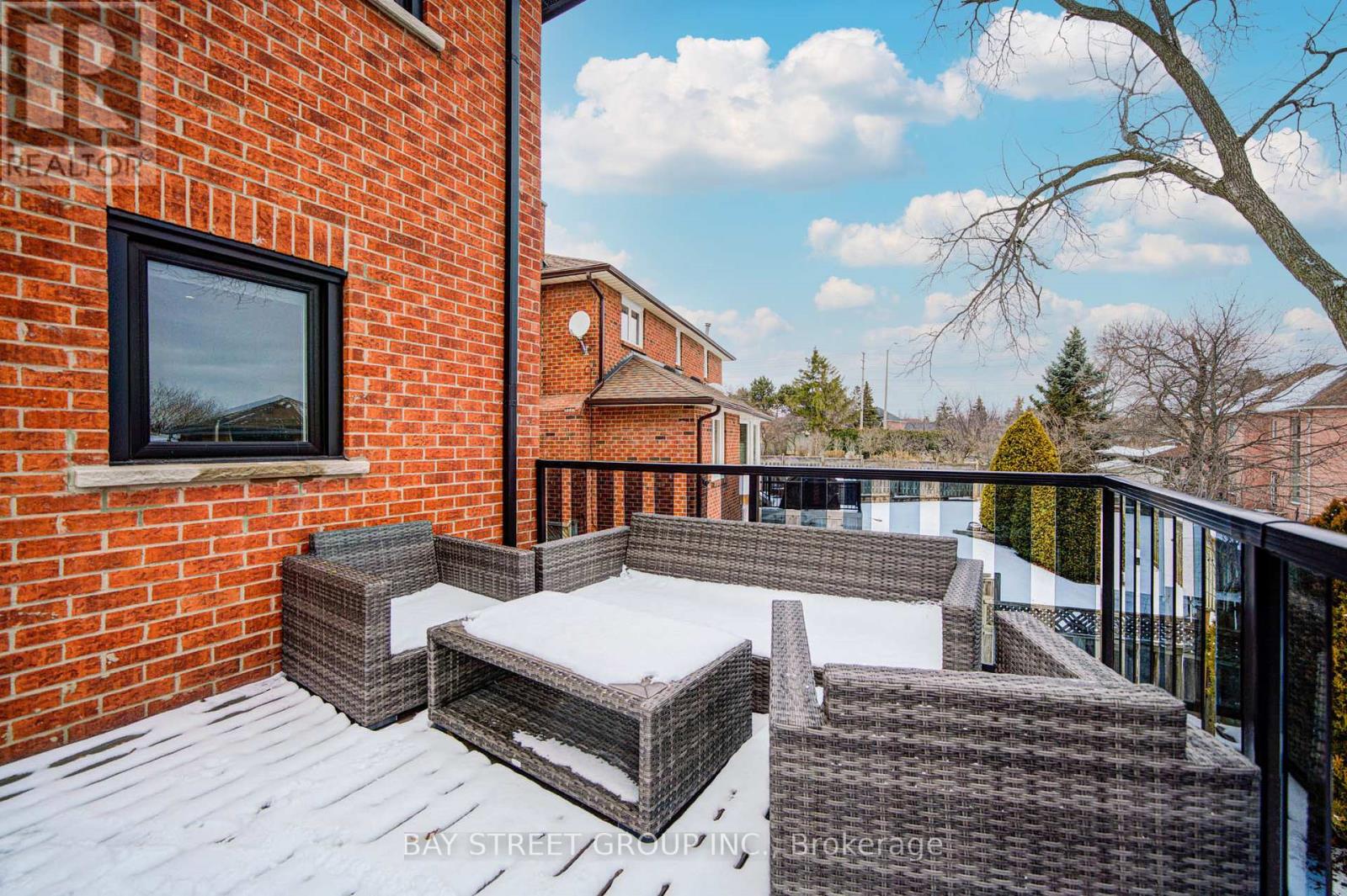 1271 Greenwood Crescent, Oakville, Ontario  L6J 6W3 - Photo 38 - W12671718