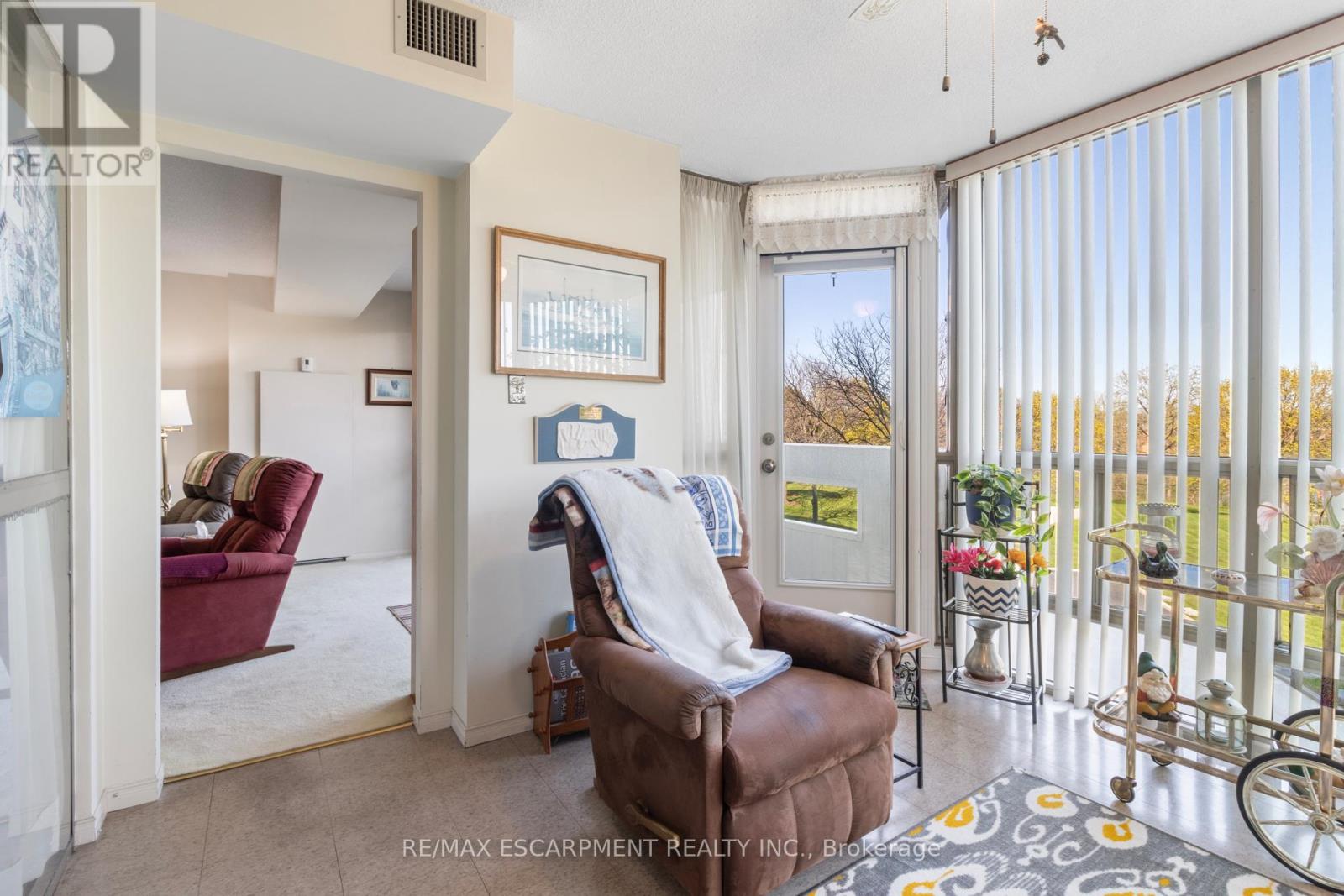 302 - 5070 Pinedale Avenue, Burlington, Ontario  L7L 5V6 - Photo 32 - W12671752