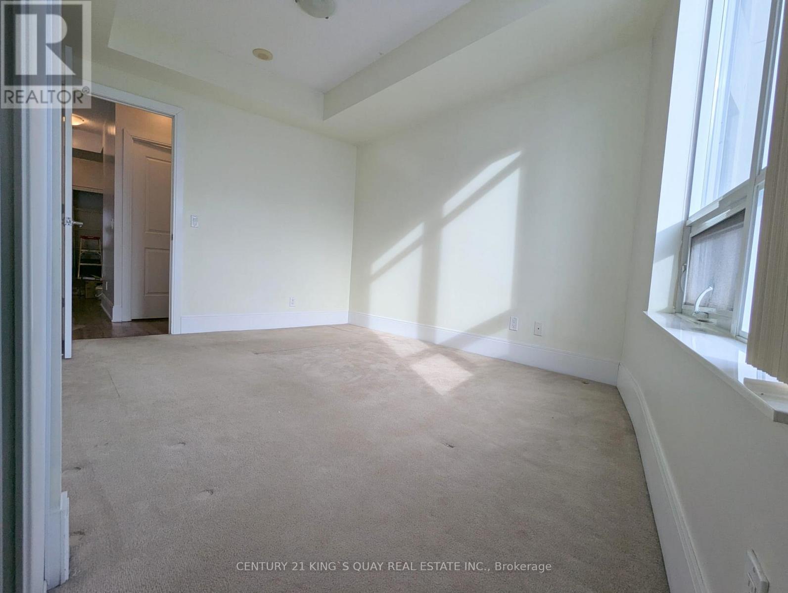 2210 - 330 Burnhamthorpe Road W, Mississauga, Ontario  L5B 0E1 - Photo 8 - W12671764