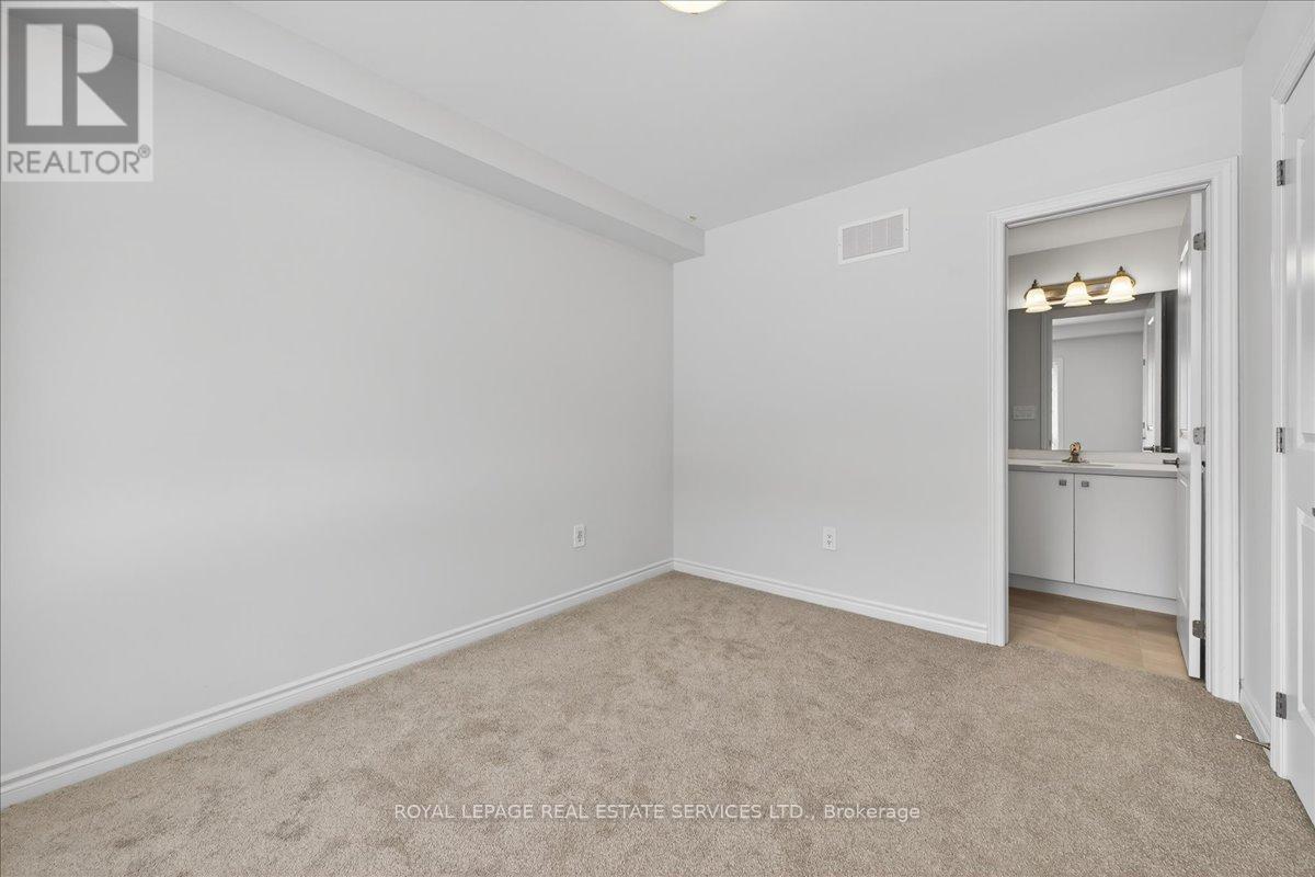 5946 Saigon Street, Mississauga, Ontario  L5V 0E9 - Photo 8 - W12671788