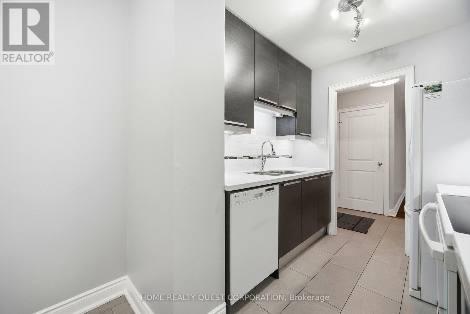 901 - 299 Mill Road, Toronto, Ontario  M9C 4V9 - Photo 19 - W12671840