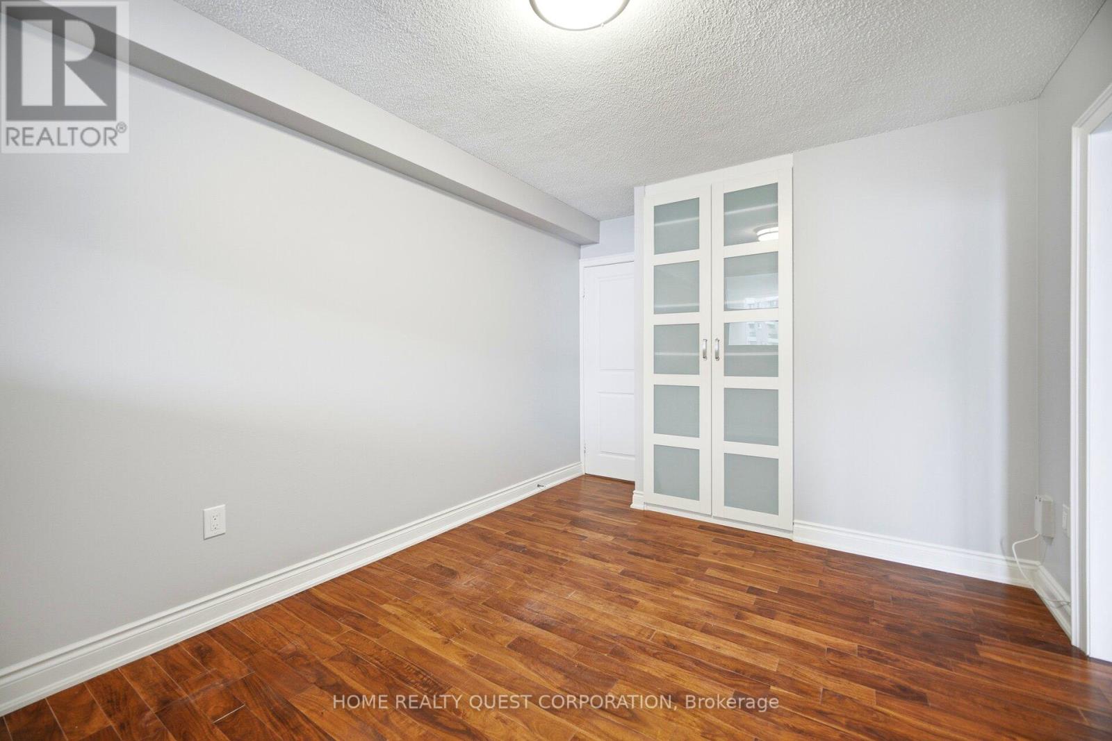 901 - 299 Mill Road, Toronto, Ontario  M9C 4V9 - Photo 25 - W12671840