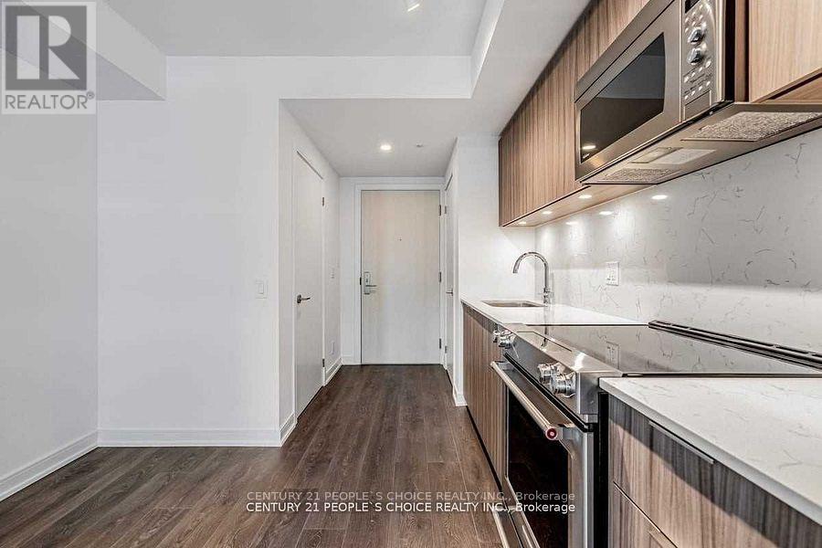 410 - 30 Samuel Wood Way, Toronto, Ontario  M9B 0C9 - Photo 4 - W12671886