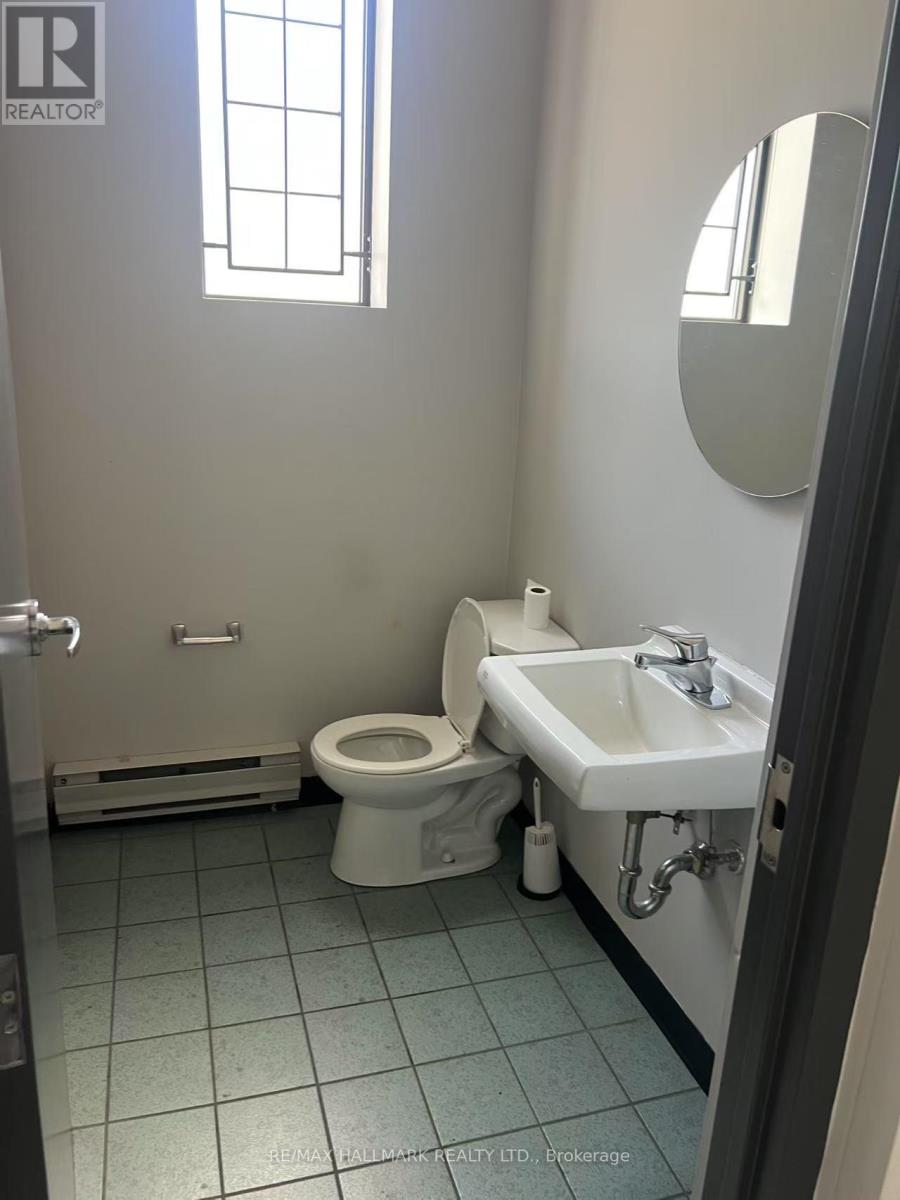 2a - 25 Vanley Crescent, Toronto, Ontario  M3J 2B7 - Photo 7 - W12671896