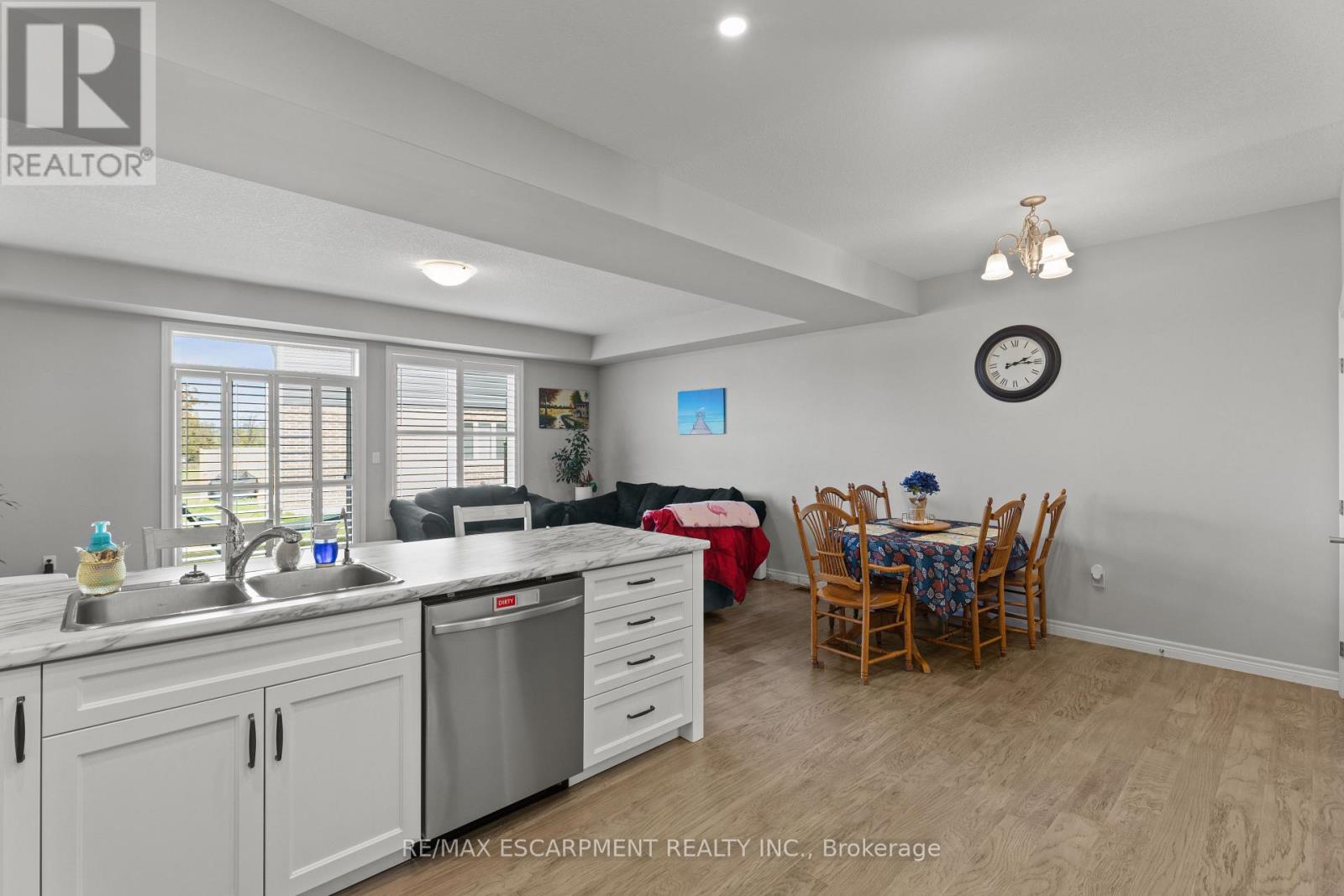 23 Zoe Lane, Hamilton, Ontario  L0R 1C0 - Photo 21 - X12671656