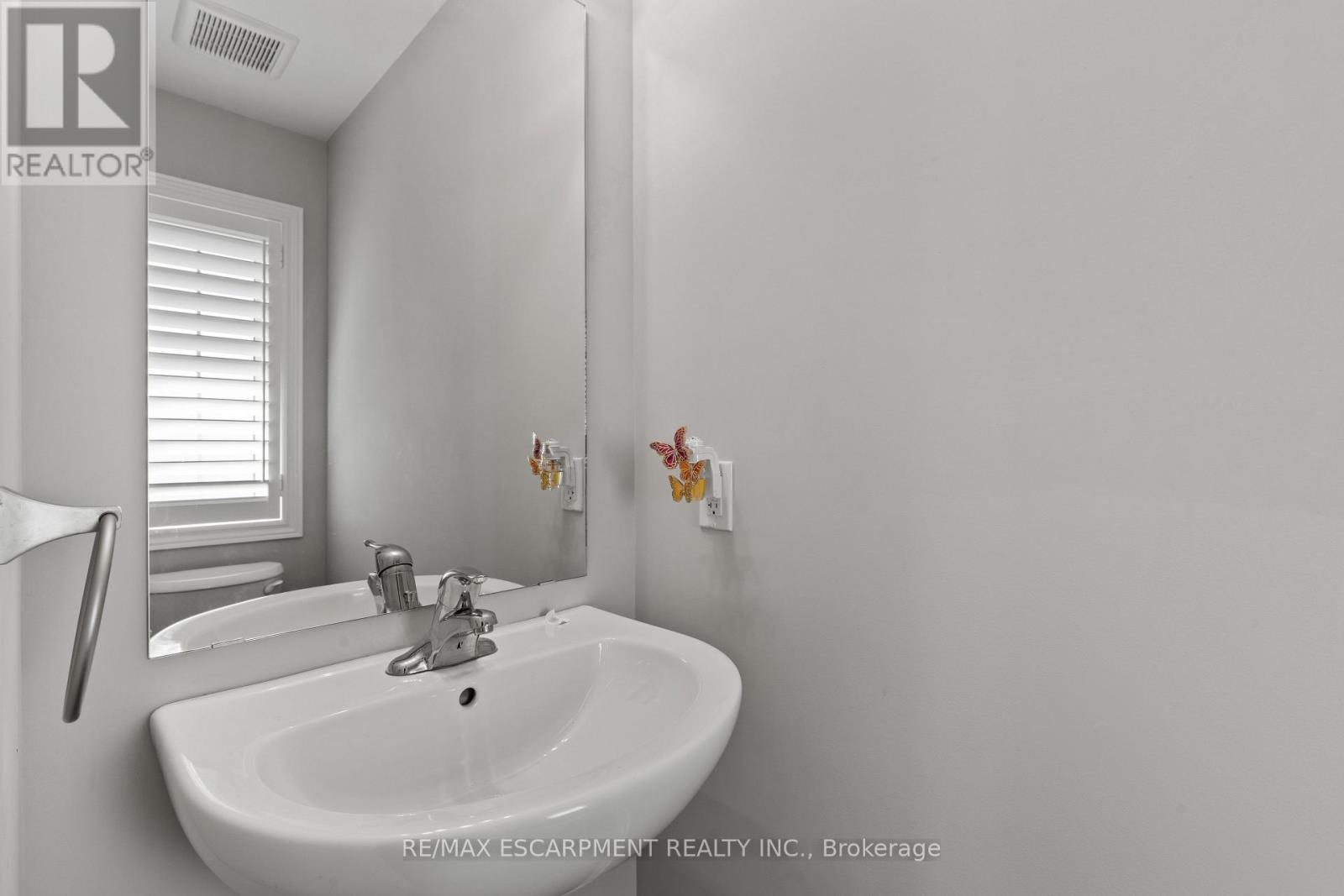 23 Zoe Lane, Hamilton, Ontario  L0R 1C0 - Photo 22 - X12671656