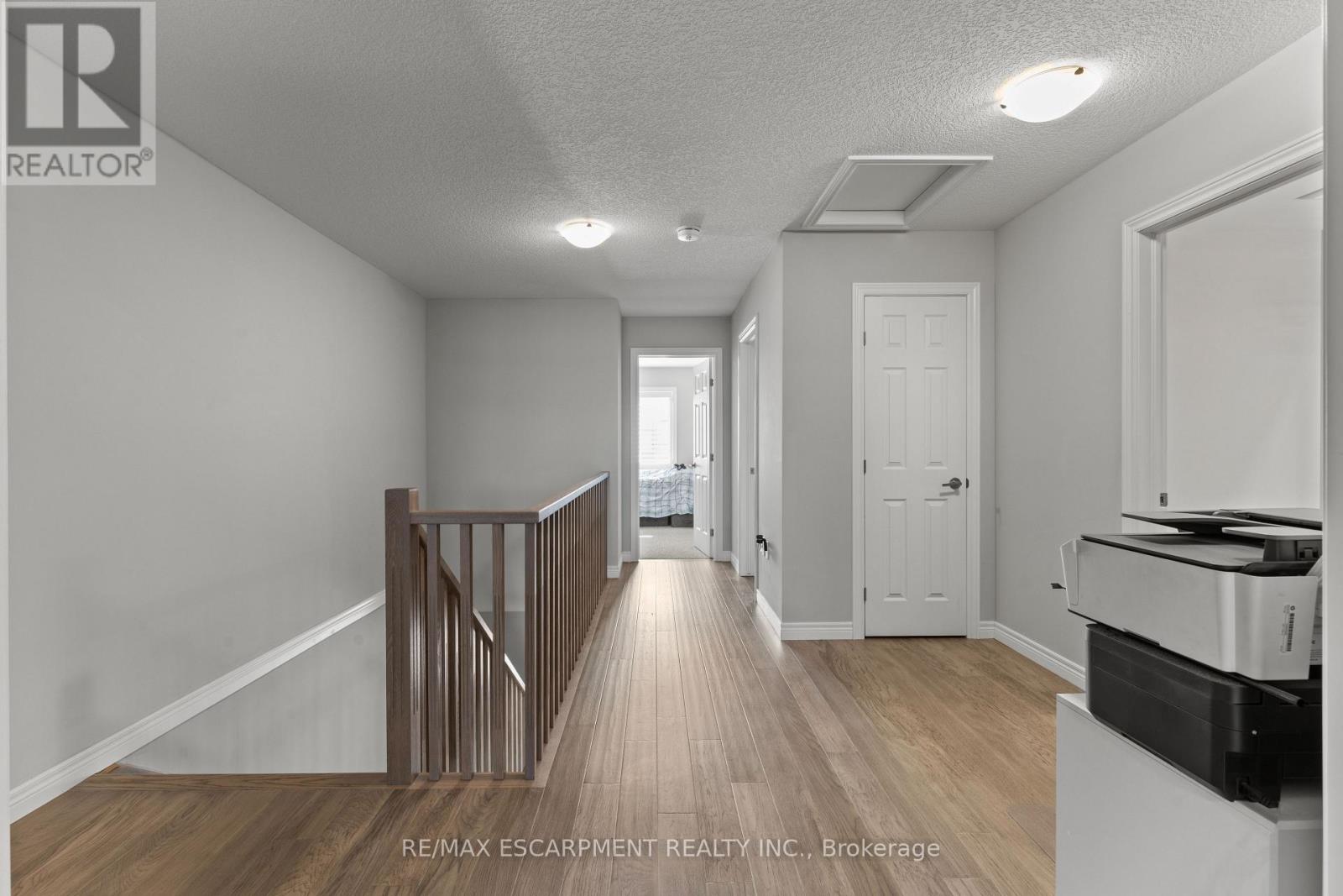 23 Zoe Lane, Hamilton, Ontario  L0R 1C0 - Photo 23 - X12671656