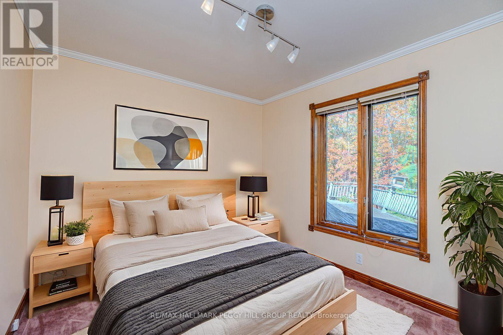 1564 Honey Harbour Road, Georgian Bay (Baxter), Ontario  L0K 1S0 - Photo 12 - X12671674