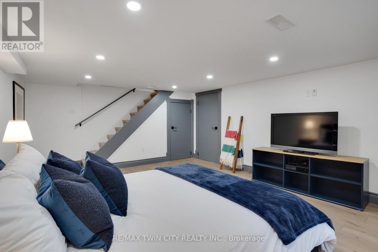 854 Queenston Road, Cambridge, Ontario  N3H 3K5 - Photo 30 - X12671698