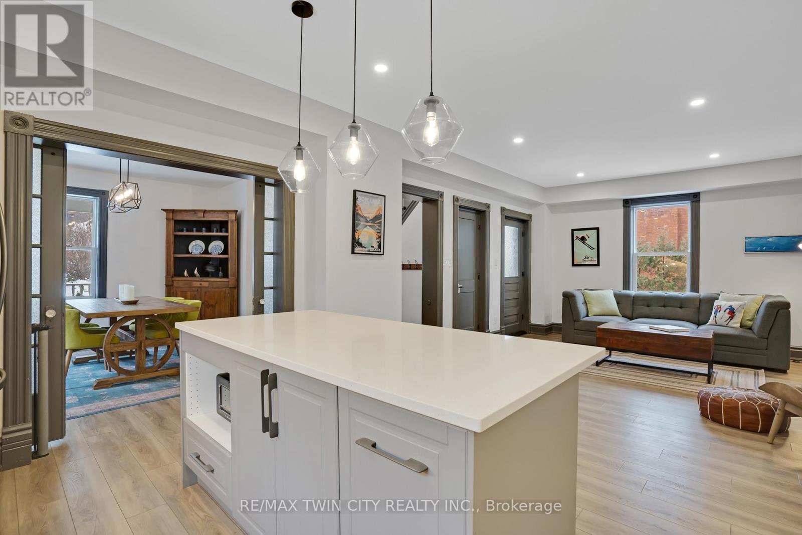 854 Queenston Road, Cambridge, Ontario  N3H 3K5 - Photo 8 - X12671698