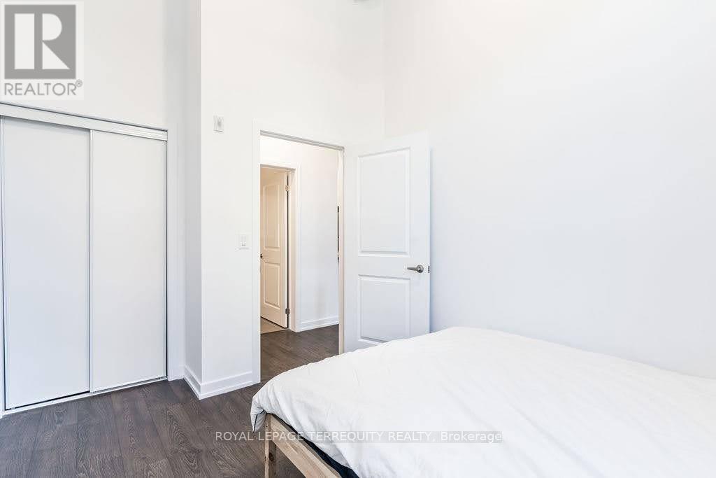 104 - 81 Robinson Street, Hamilton, Ontario  L8P 0C2 - Photo 11 - X12671726