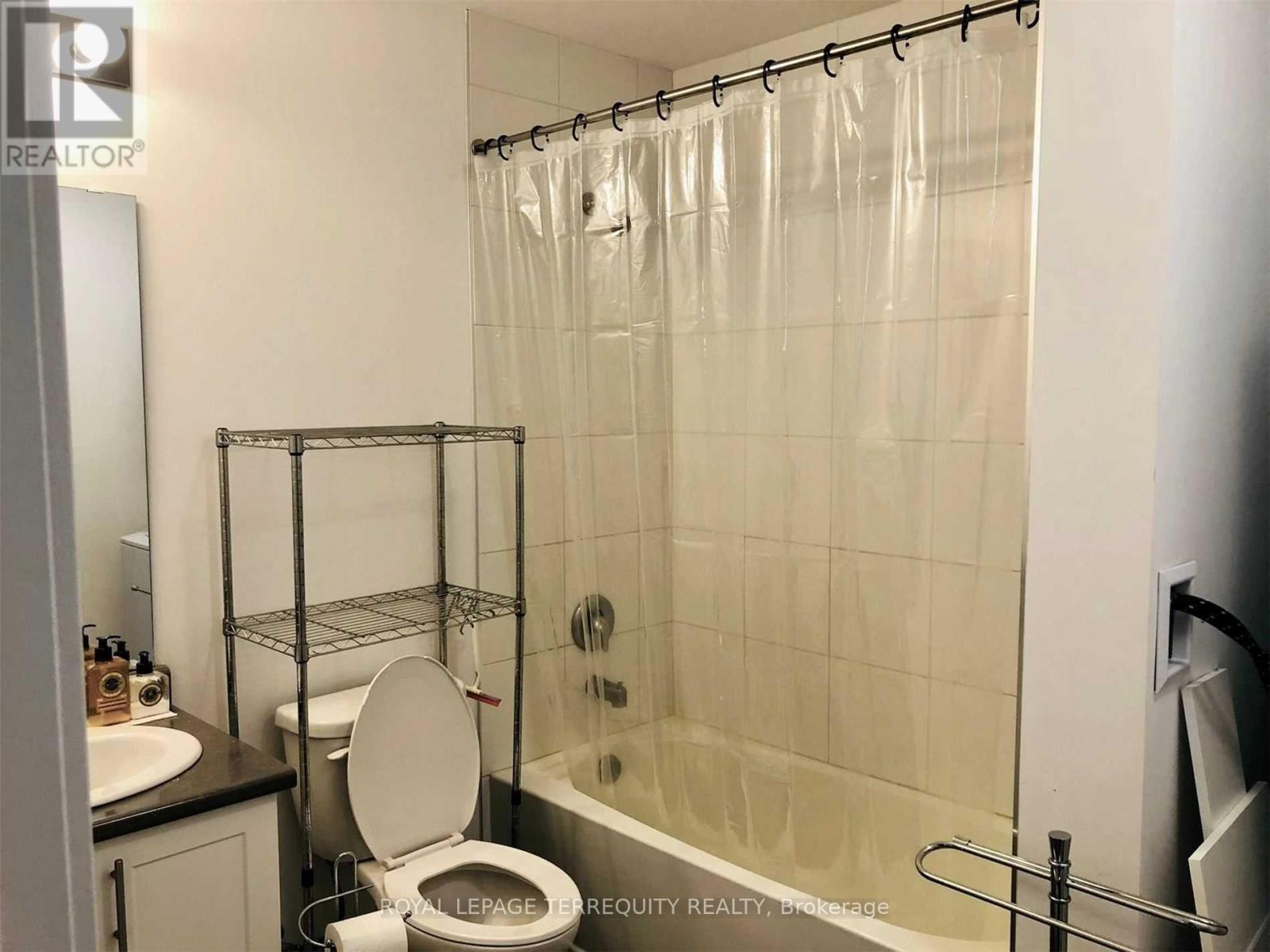 104 - 81 Robinson Street, Hamilton, Ontario  L8P 0C2 - Photo 13 - X12671726