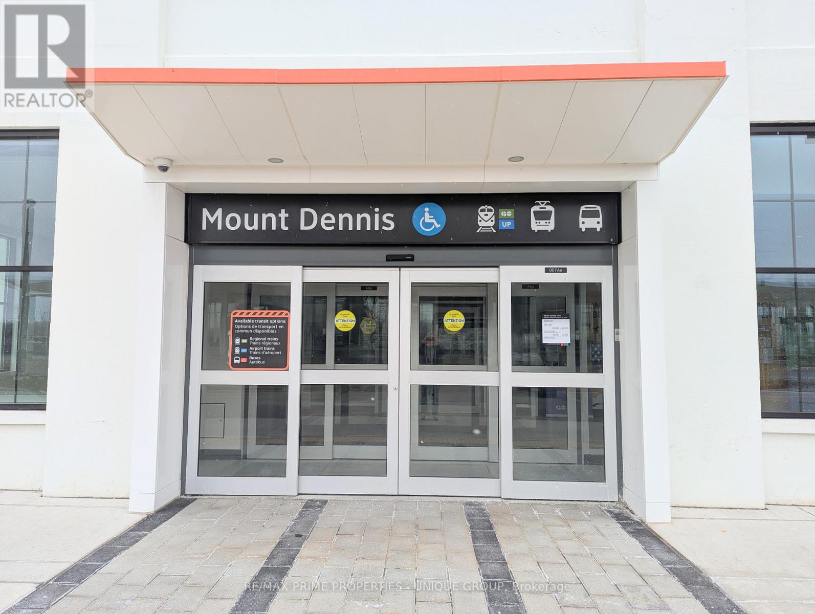 2 - 45 Astoria Avenue, Toronto, Ontario  M6N 2V6 - Photo 25 - W12385003