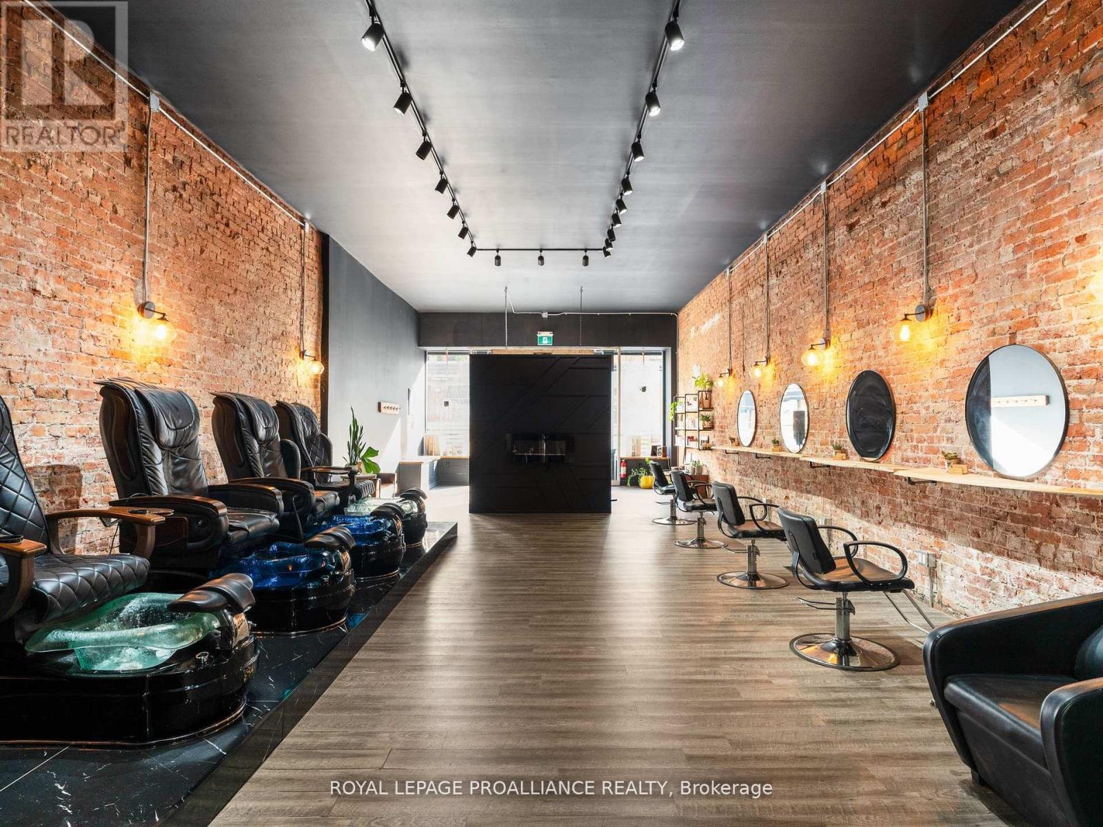 243 Division Street, Cobourg, Ontario  K9A 3P9 - Photo 7 - X12671992