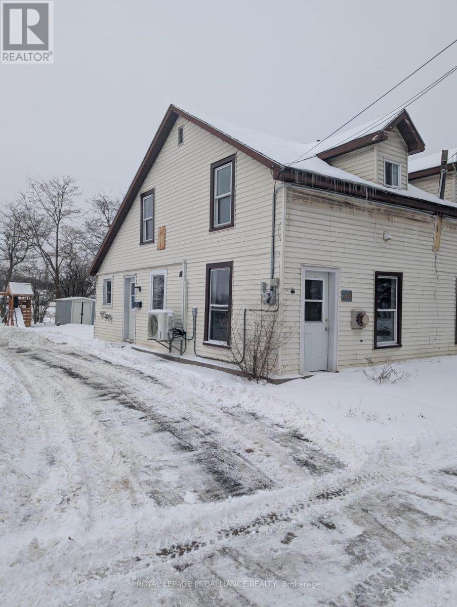 18 Jones Street, Belleville, Ontario  K8N 4T6 - Photo 4 - X12672084