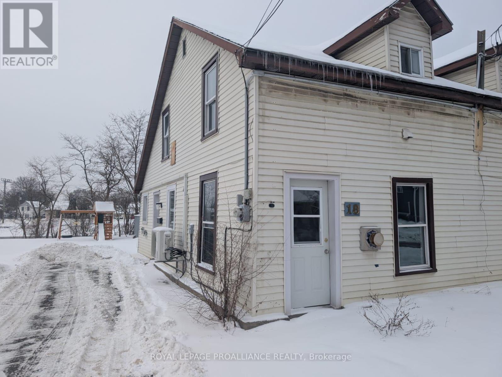 18 Jones Street, Belleville, Ontario  K8N 4T6 - Photo 5 - X12672084