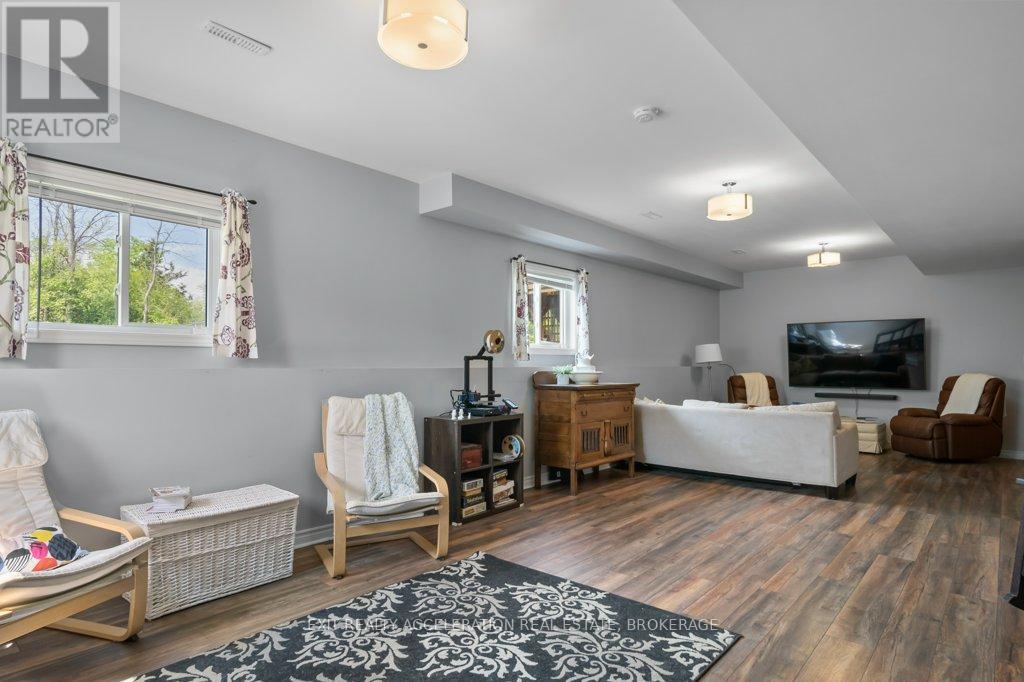 405 Brennan Road, Belleville, Ontario  K8N 4Z6 - Photo 28 - X12671998