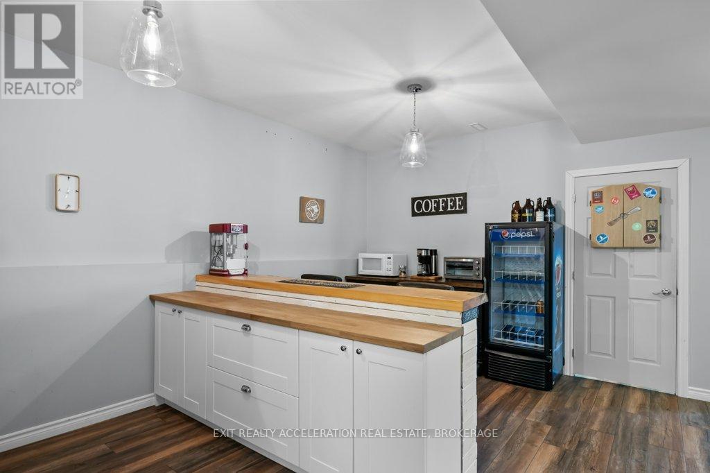 405 Brennan Road, Belleville, Ontario  K8N 4Z6 - Photo 32 - X12671998