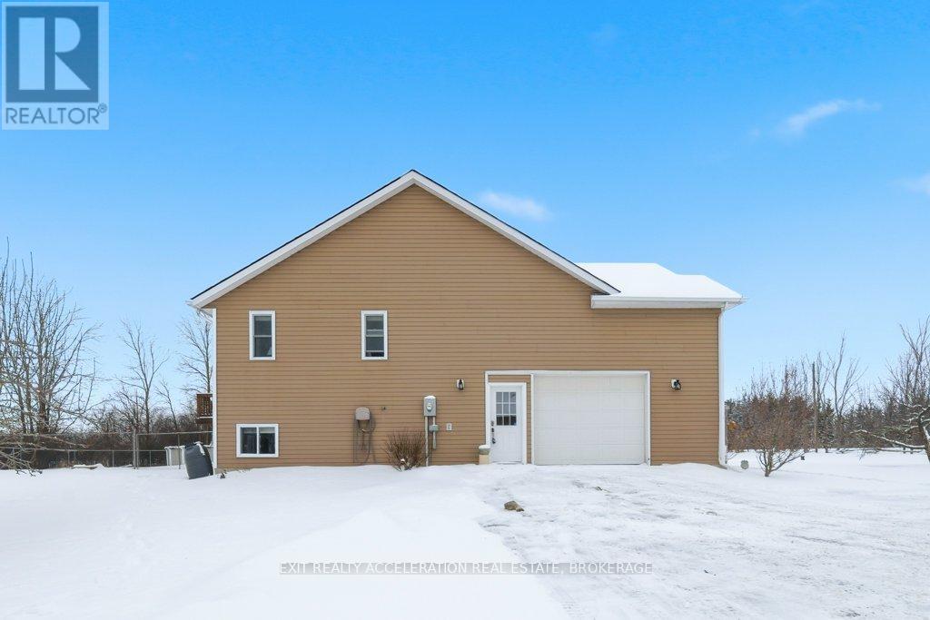 405 Brennan Road, Belleville, Ontario  K8N 4Z6 - Photo 4 - X12671998