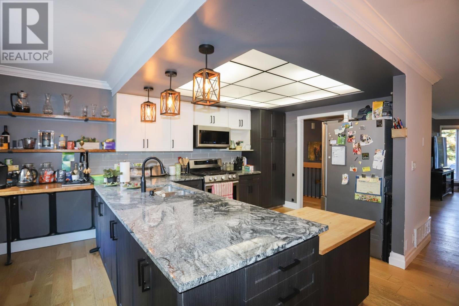 797 Fifth Lin E, Sault Ste. Marie, Ontario  P6A 6J8 - Photo 5 - SM260039