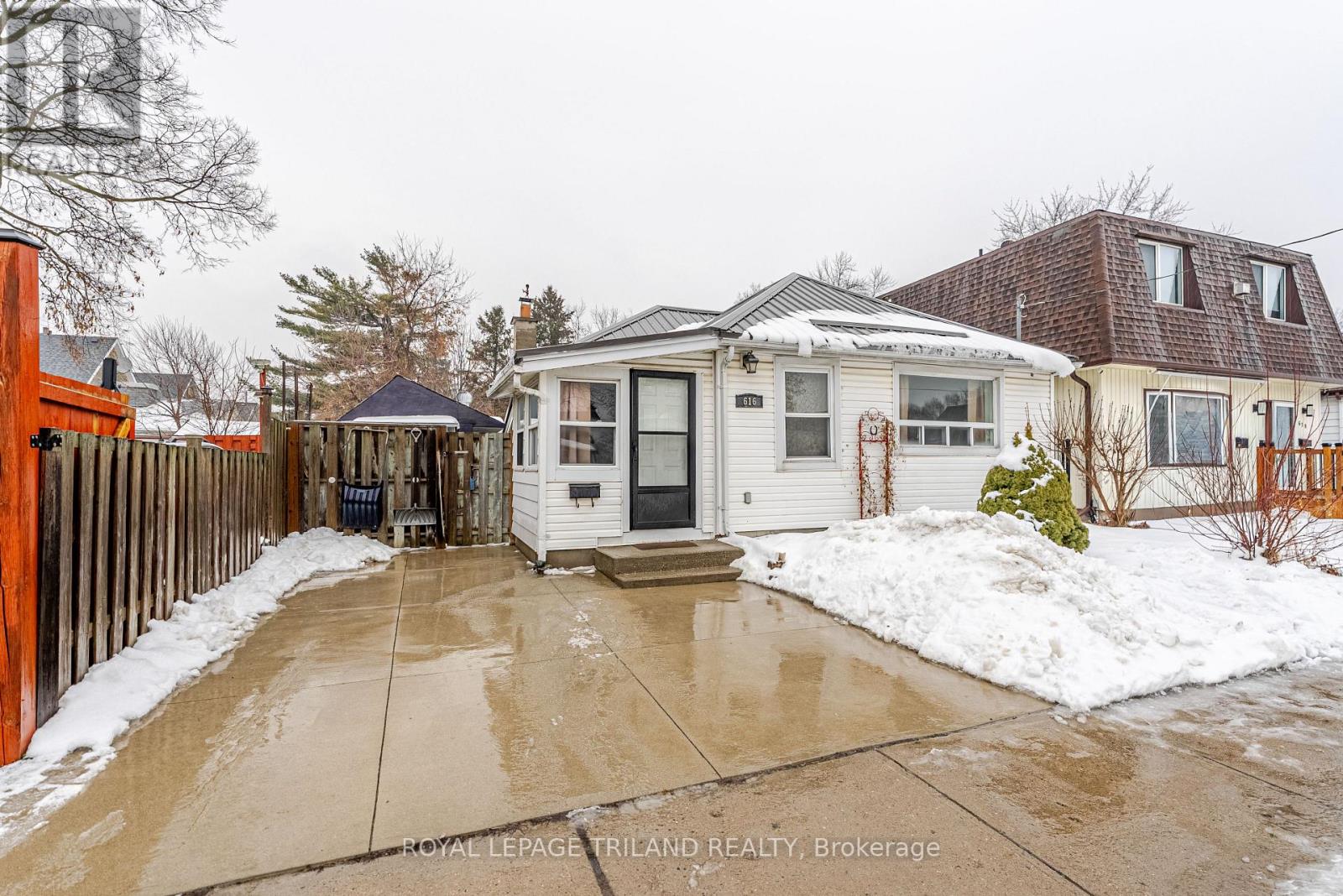 616 LAYARD STREET, London East, Ontario