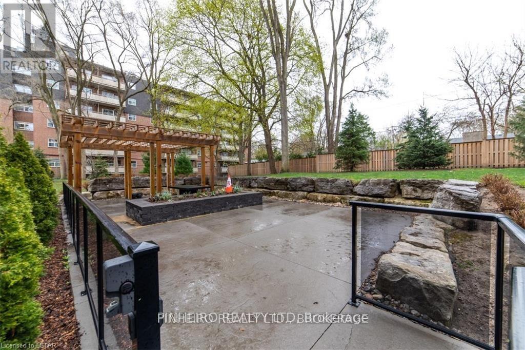 504 - 1200 Commissioners Road W, London South, Ontario  N6K 0J7 - Photo 35 - X12672014