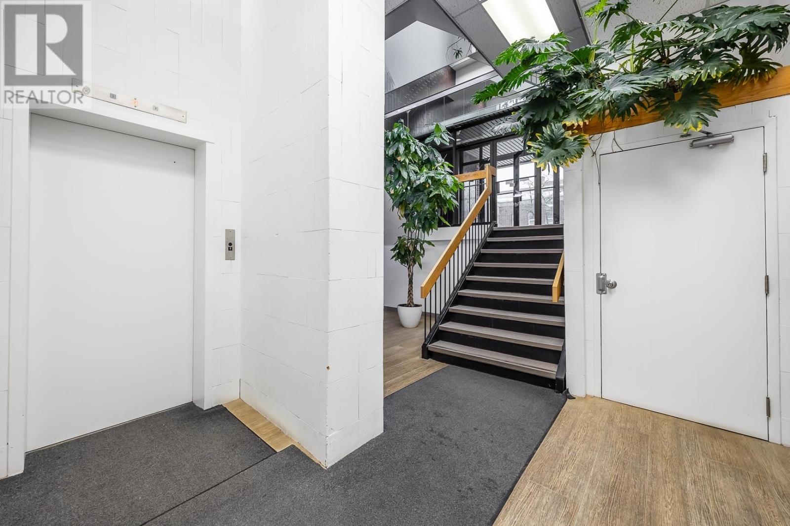 384 Queen St E, 384 Queen Street East & 111 Elgin Street, Sault Ste. Marie, Ontario  P6A 1Z1 - Photo 27 - SM260040