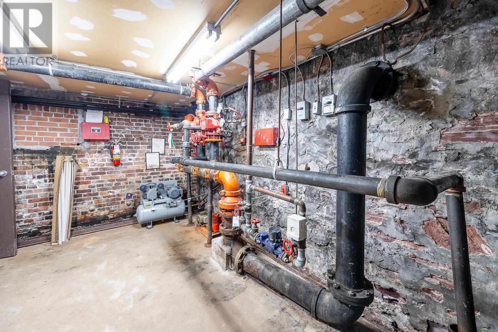 384 Queen St E, 384 Queen Street East & 111 Elgin Street, Sault Ste. Marie, Ontario  P6A 1Z1 - Photo 30 - SM260040