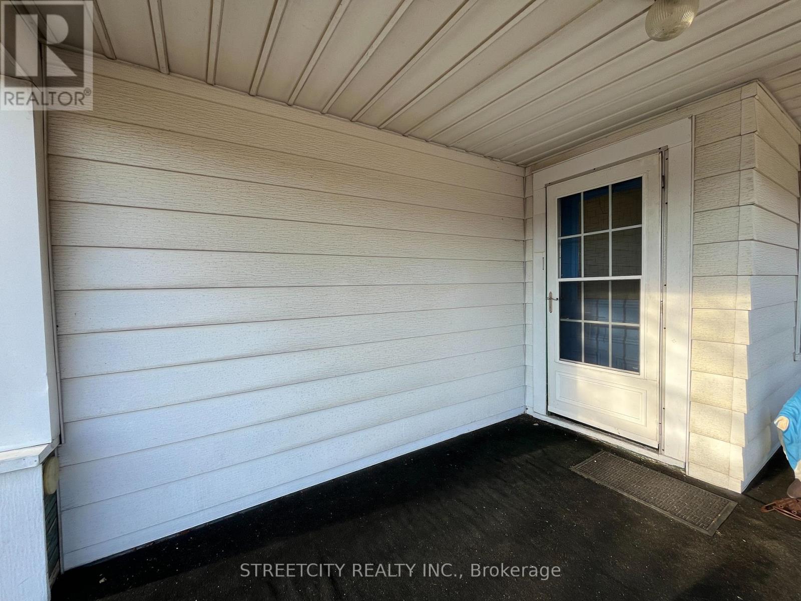 305 St Clair Street, Chatham-Kent, Ontario  N7L 3J8 - Photo 13 - X12672078