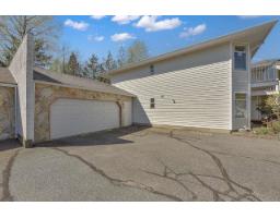 204 7156 121 STREET, Surrey, British Columbia