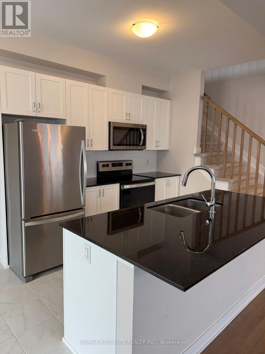 506 Oldenburg Avenue, Ottawa, Ontario  K0A 2Z0 - Photo 8 - X12671942