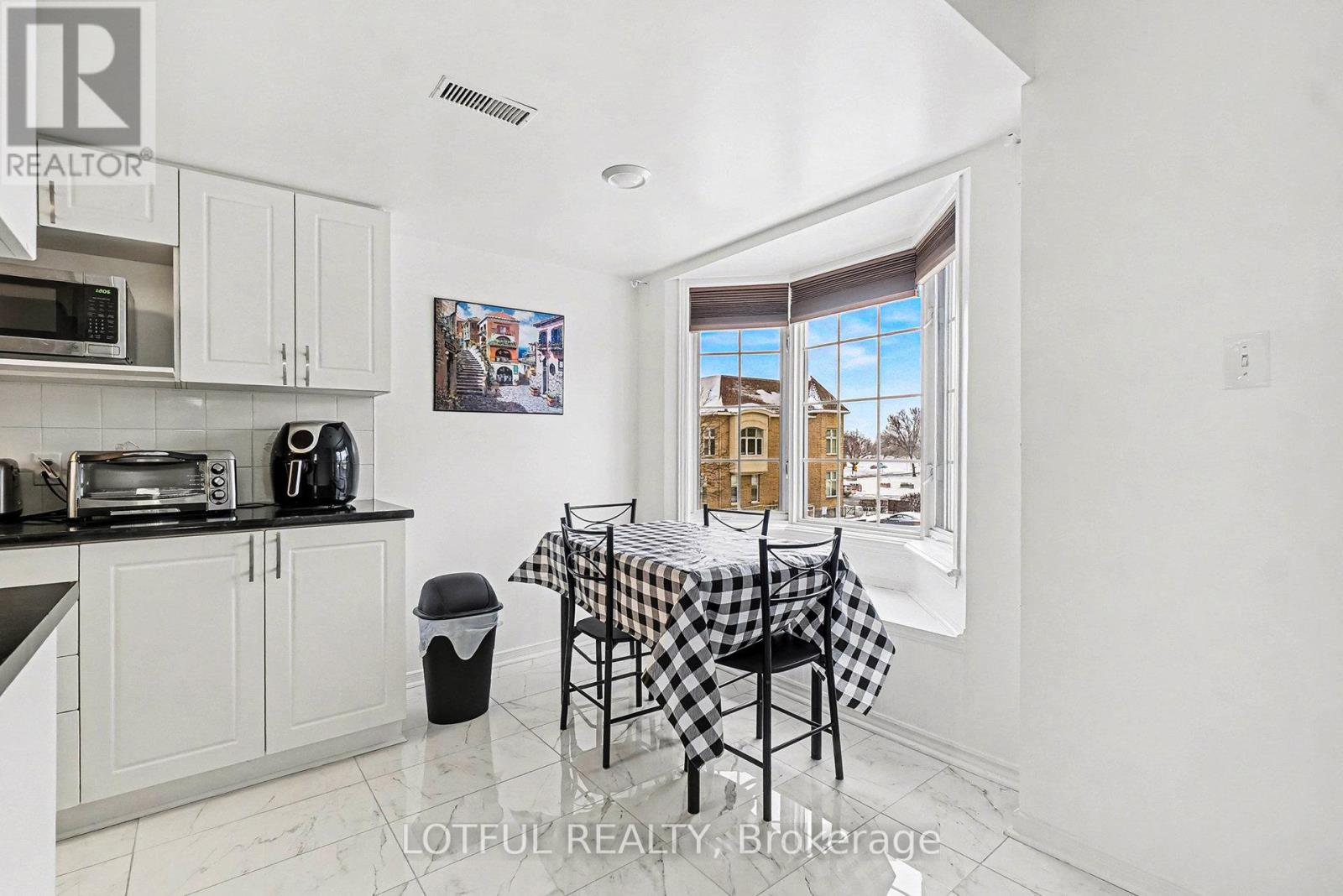 C - 112 Centrepointe Drive, Ottawa, Ontario  K2G 6K3 - Photo 6 - X12671964