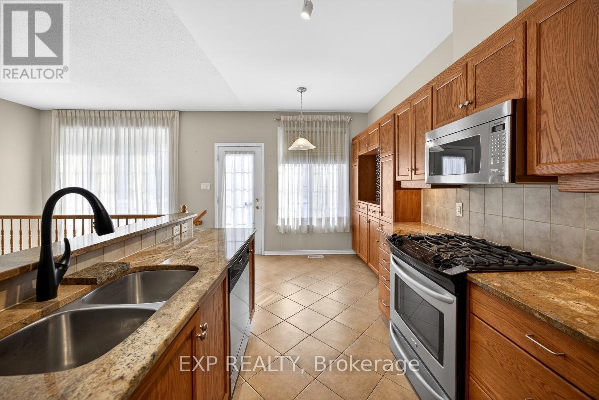 215 Cairnsmore Circle, Ottawa, Ontario  K2J 0G5 - Photo 14 - X12672032
