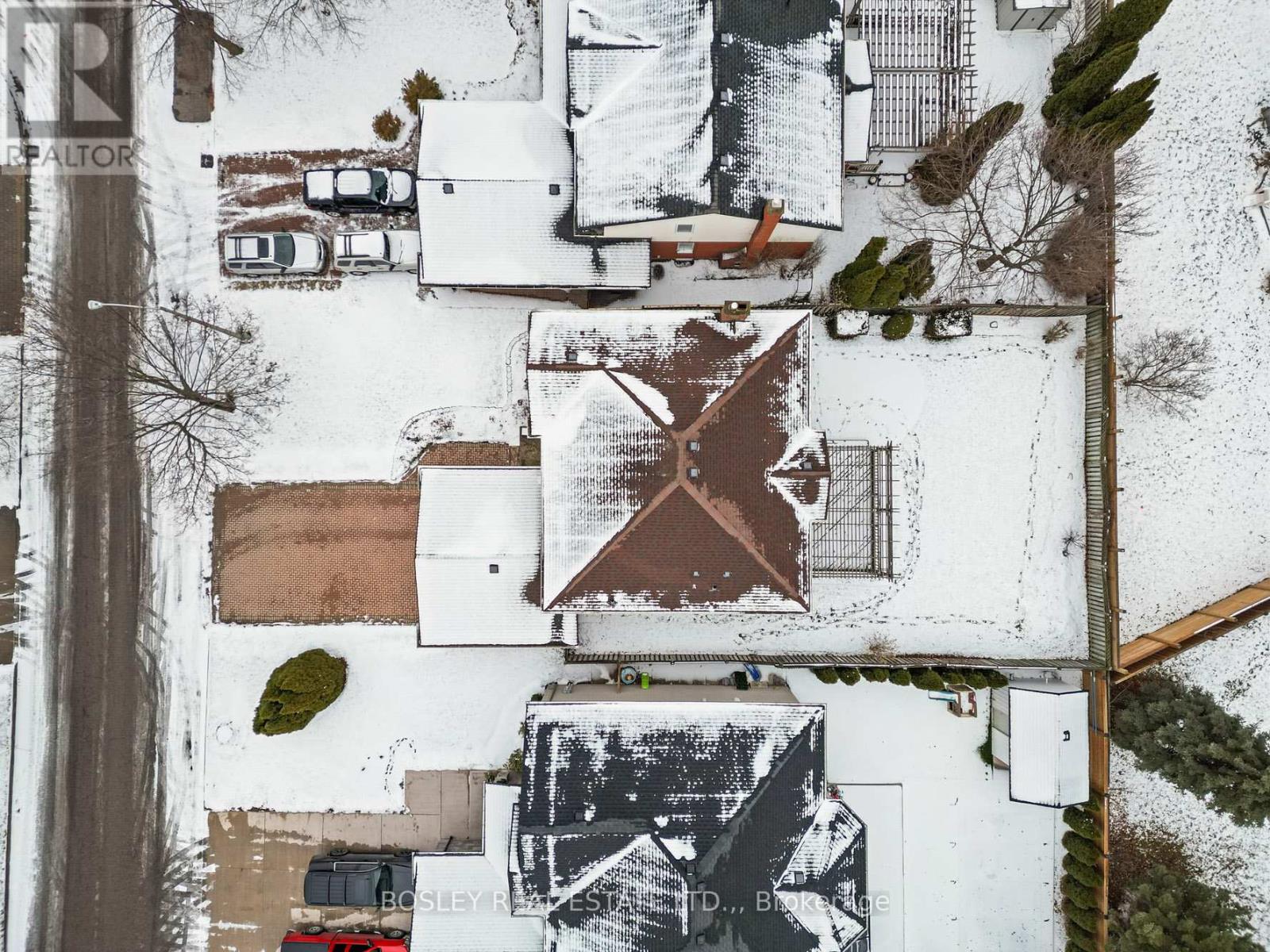 8 Chessington Street, St. Catharines, Ontario  L2S 3R7 - Photo 36 - X12671968