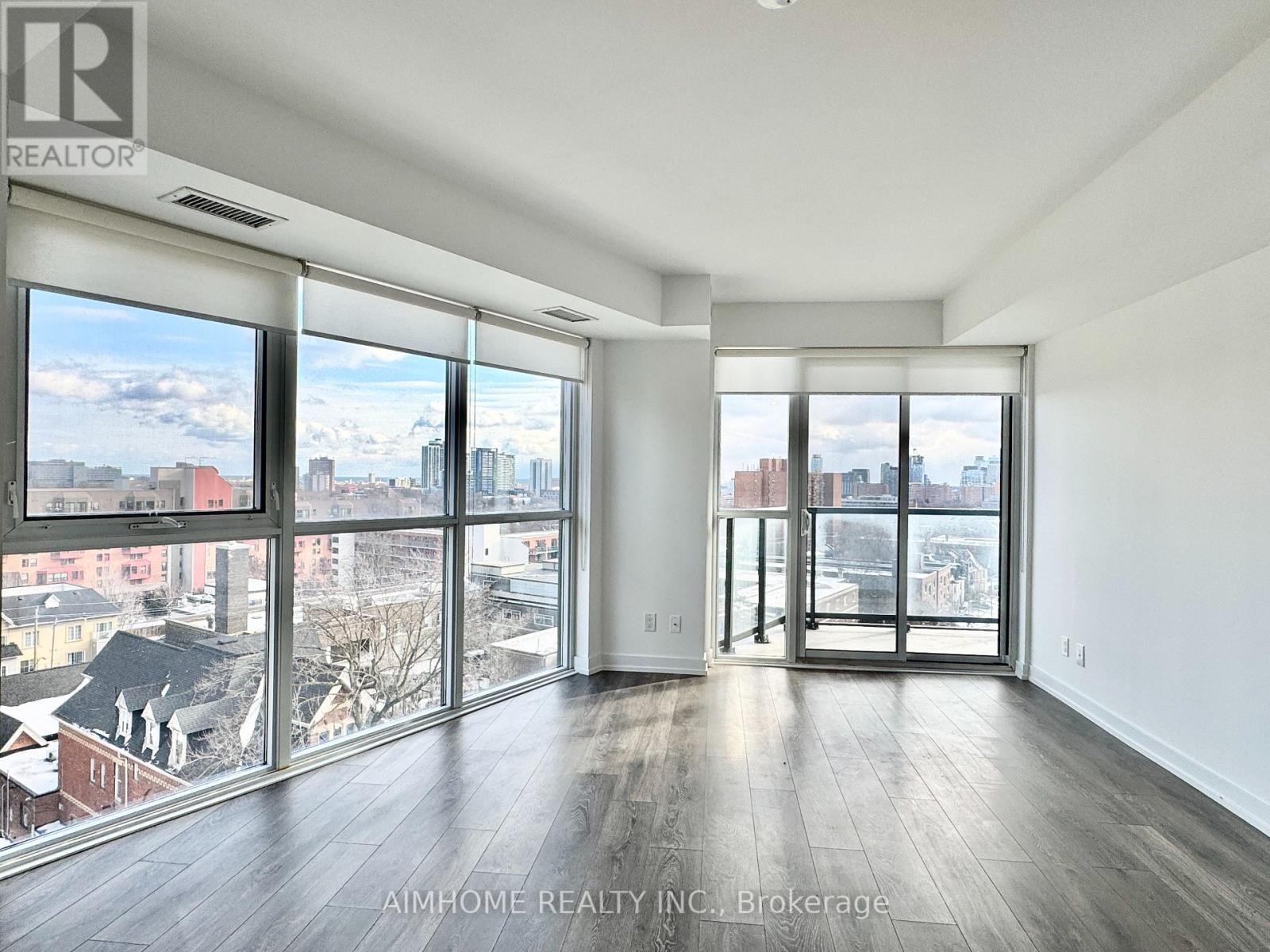 704 - 159 Wellesley Street E, Toronto, Ontario  M4Y 0H5 - Photo 4 - C12608544