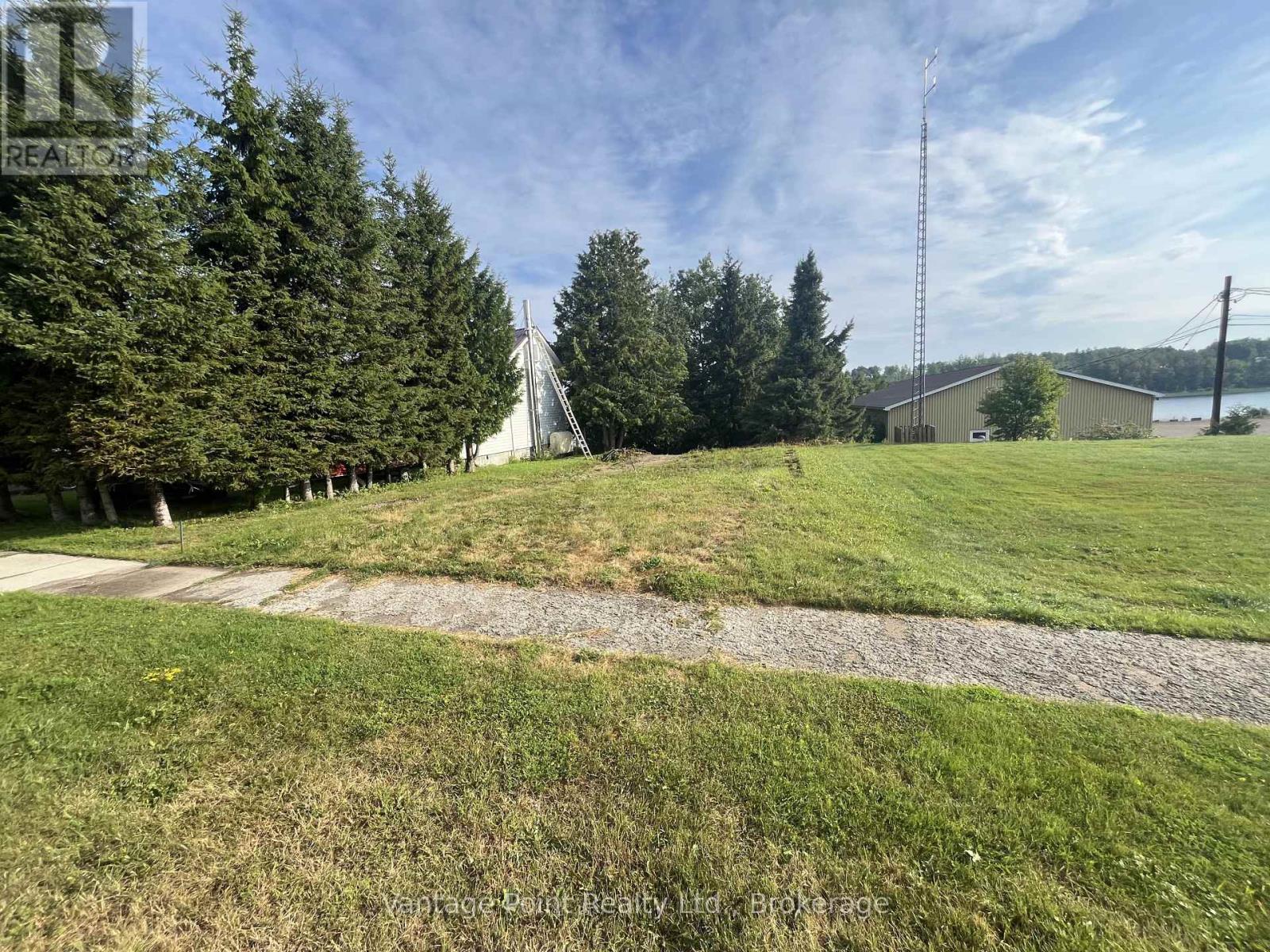 33 Third Street E, Timiskaming (Tim - Outside - Rural), Ontario  P0J 1G0 - Photo 11 - T12671952