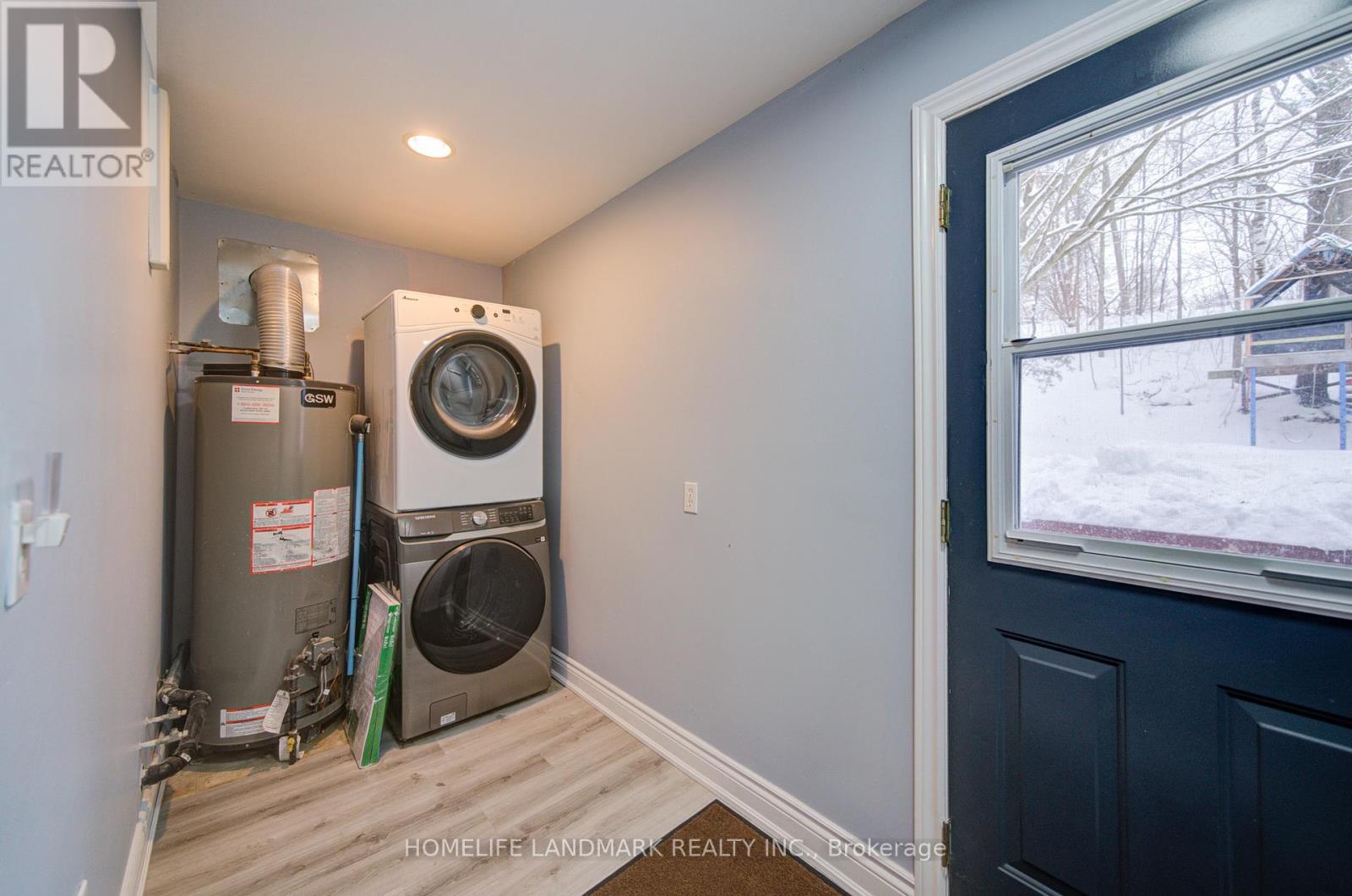 241 Glenwoods Avenue, Georgina, Ontario  L4P 2X1 - Photo 31 - N12662468