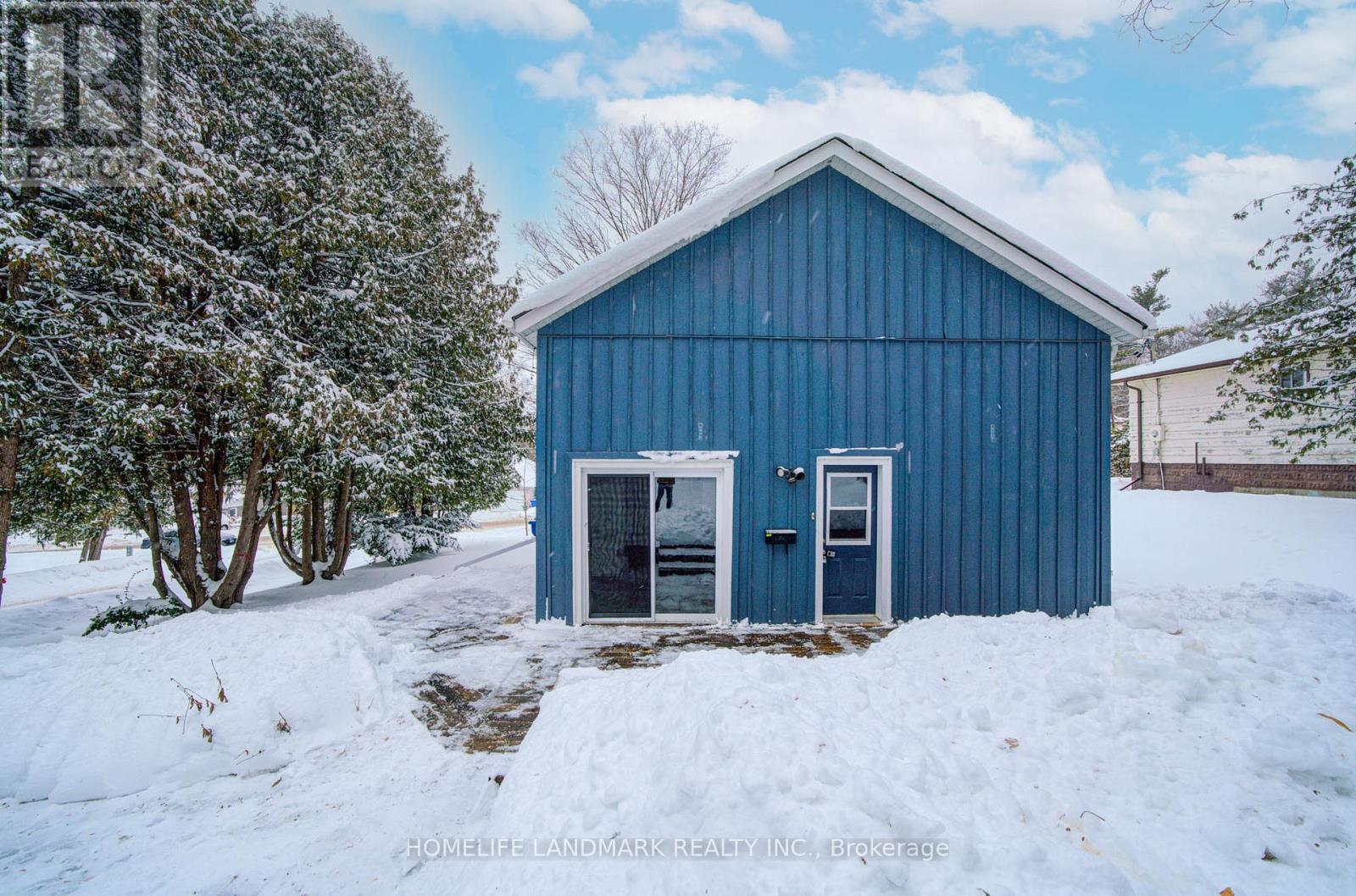 241 Glenwoods Avenue, Georgina, Ontario  L4P 2X1 - Photo 32 - N12662468