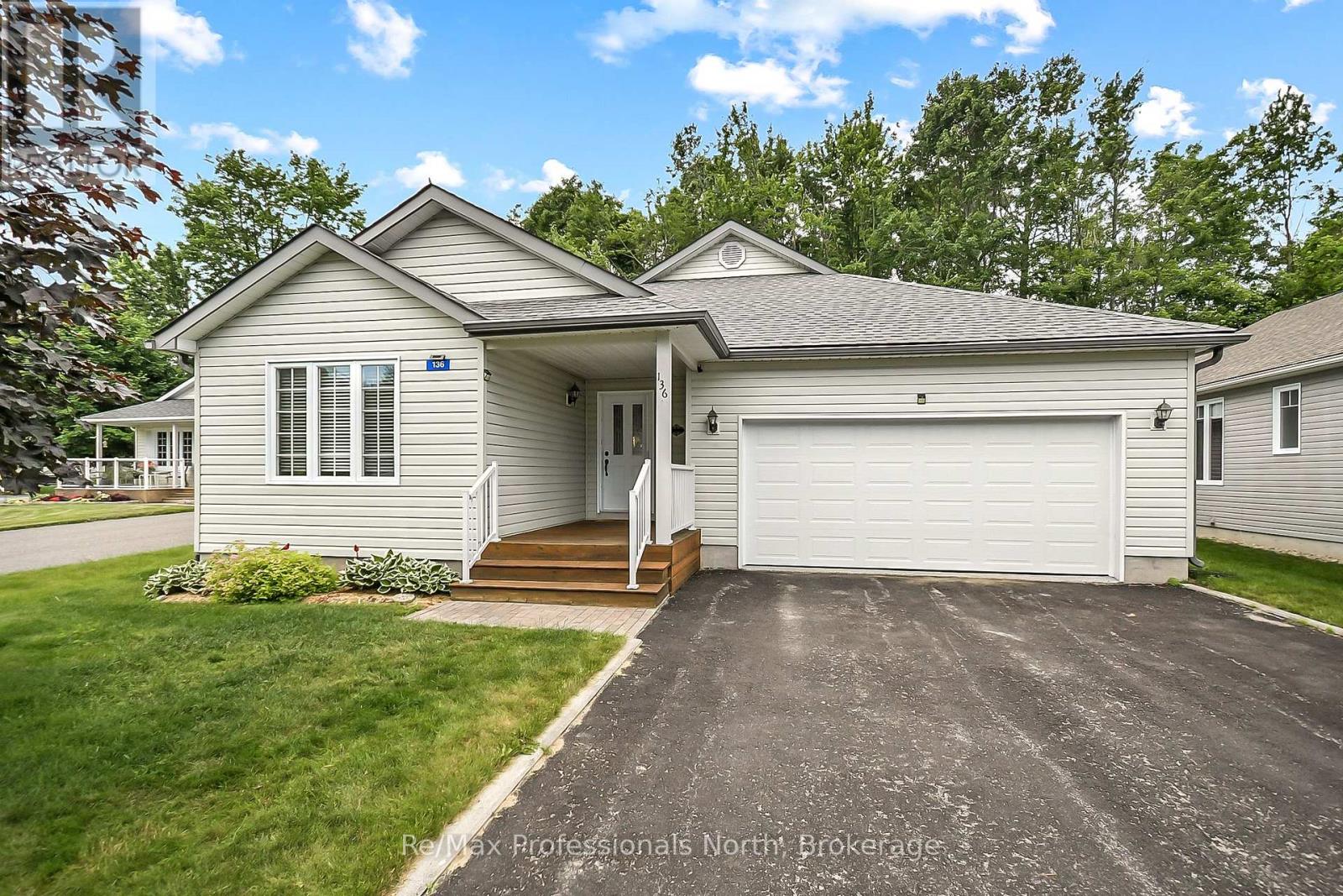 136 HEDGEWOOD LANE, gravenhurst (muskoka (s)), Ontario