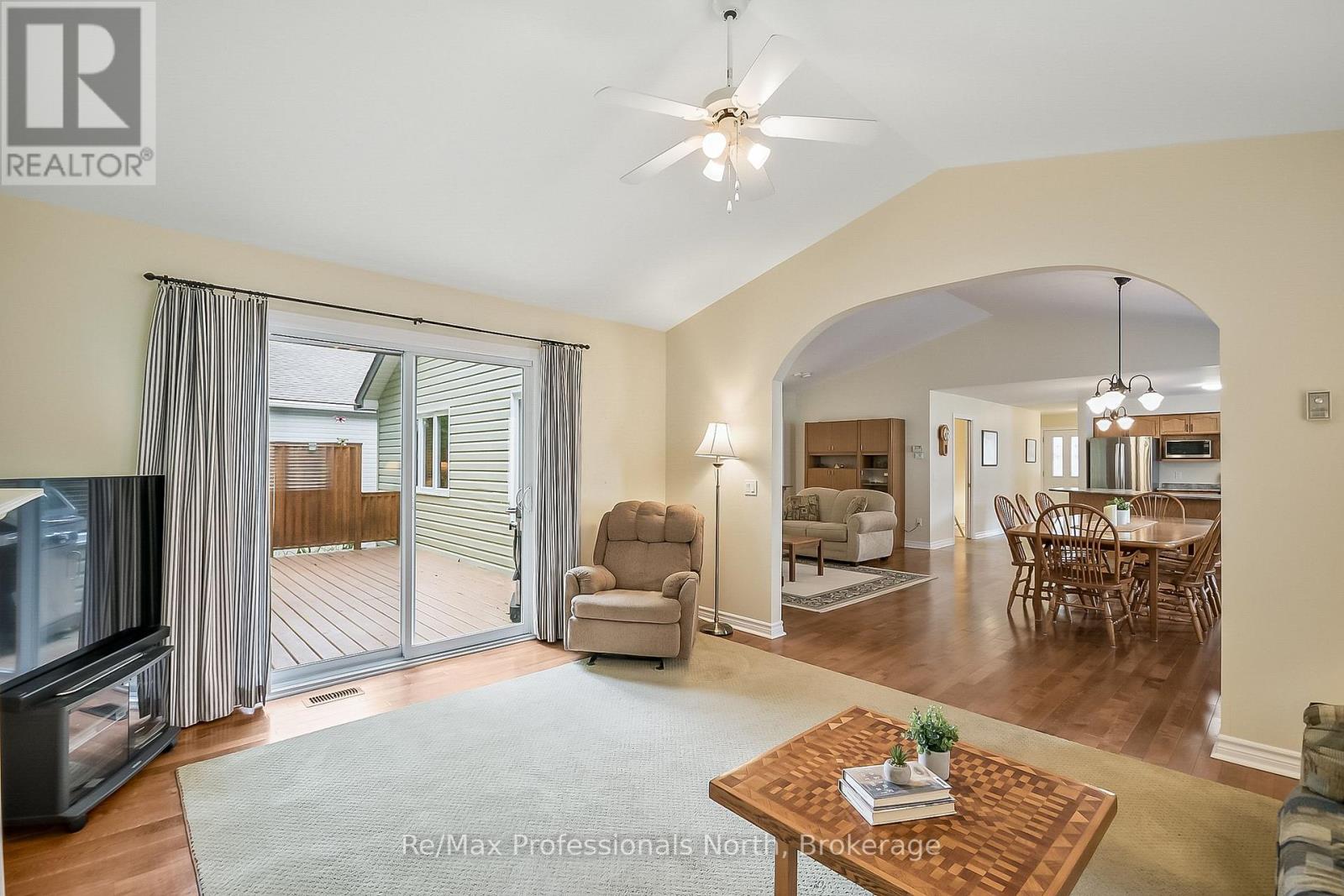 136 Hedgewood Lane, Gravenhurst (Muskoka (S)), Ontario  P1P 1Z4 - Photo 10 - X12672010