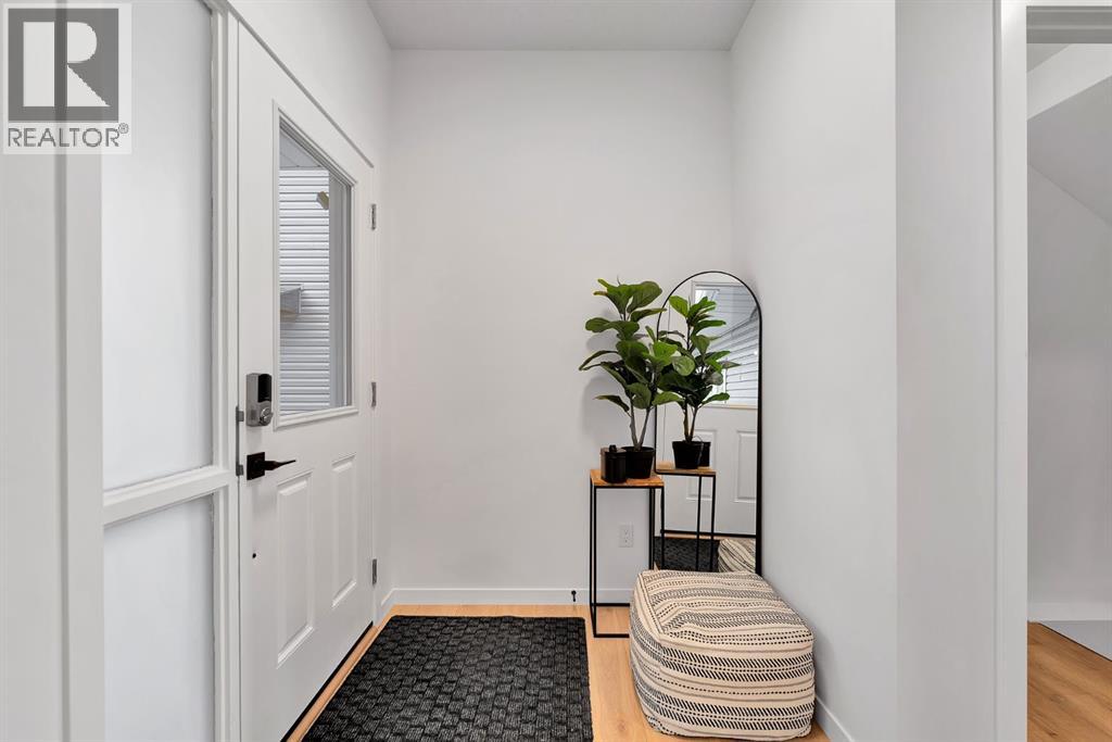 179 Willow Place, Cochrane, Alberta  T4C 2S6 - Photo 2 - A2265562