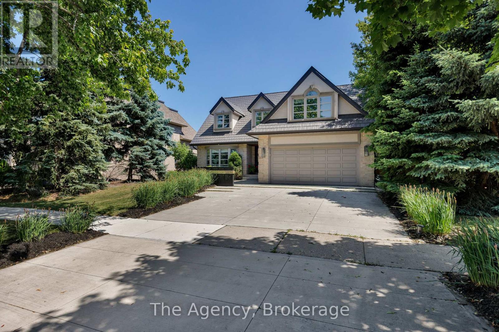 262 MARY STREET, Oakville, Ontario